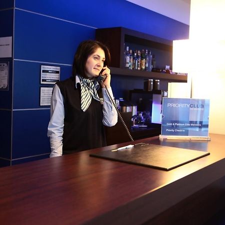 Holiday Inn Express Istanbul-Ora Интерьер фото