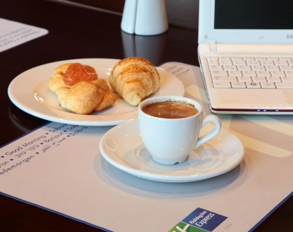 Holiday Inn Express Istanbul-Ora Экстерьер фото