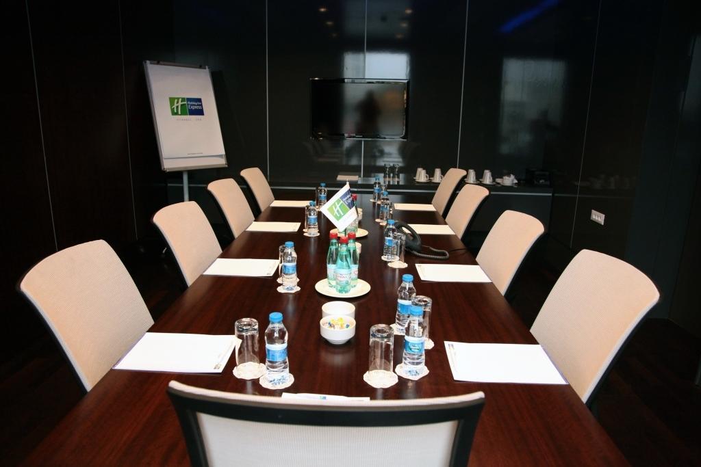 Holiday Inn Express Istanbul-Ora Удобства фото