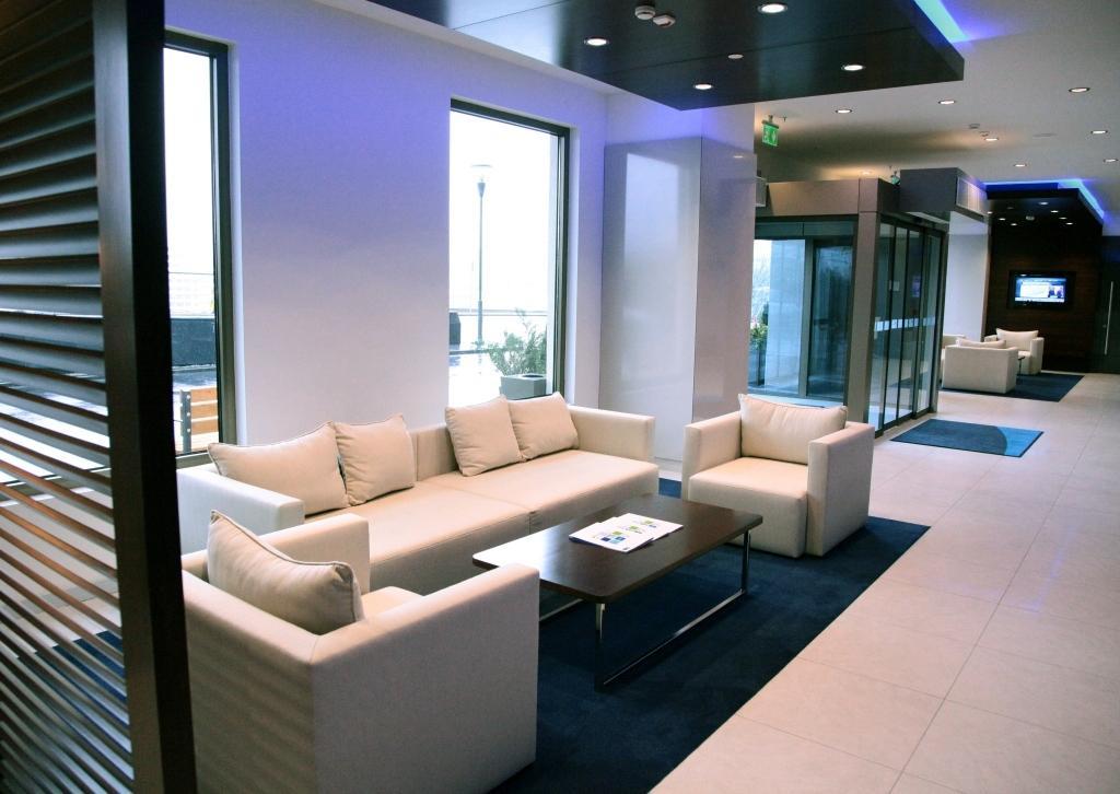 Holiday Inn Express Istanbul-Ora Интерьер фото